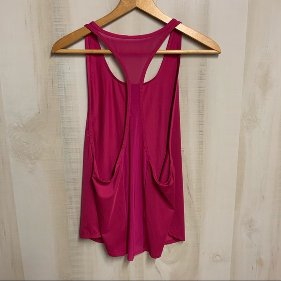 Fabletics Razor aback Slouchy Tank Size Large - Picture 3 of 7